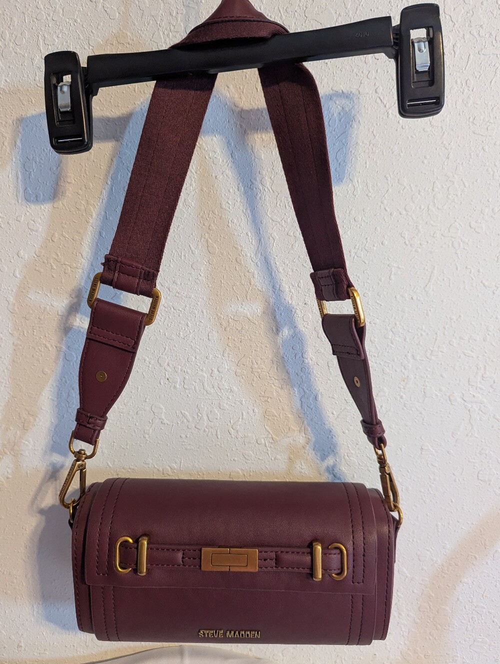 Steve Madden Maroon Bpyria Barrel Bag Like New